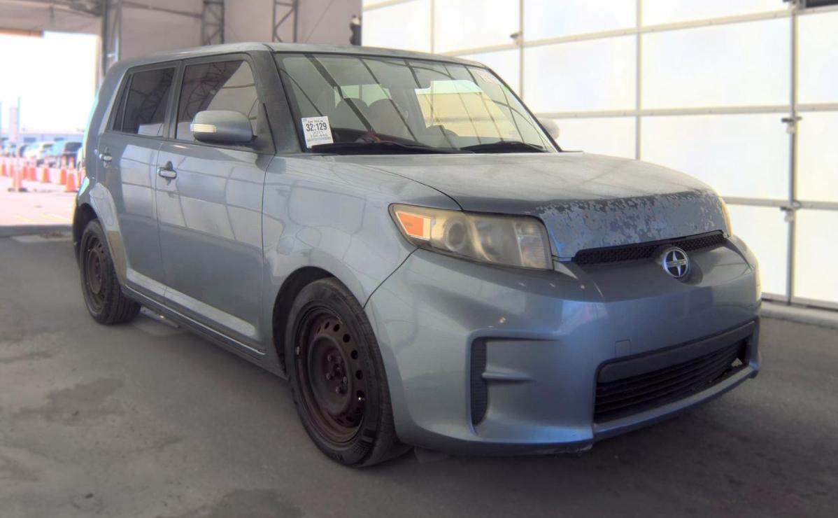 Scion xB  2011