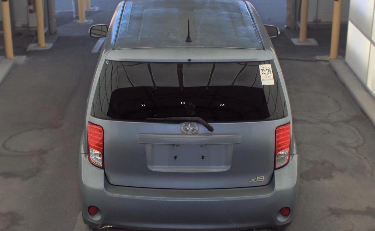 Scion xB  2011
