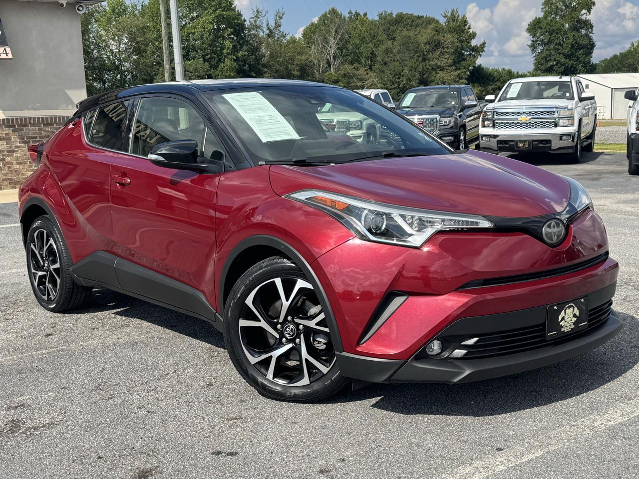 Toyota C-HR LE 2019