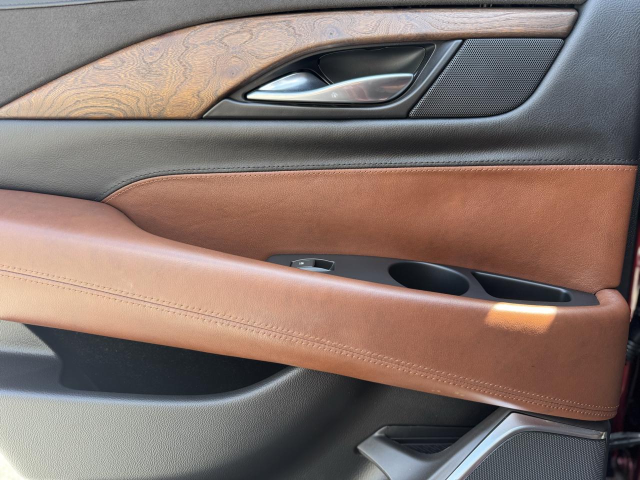Cadillac Escalade Premium 2WD 2017