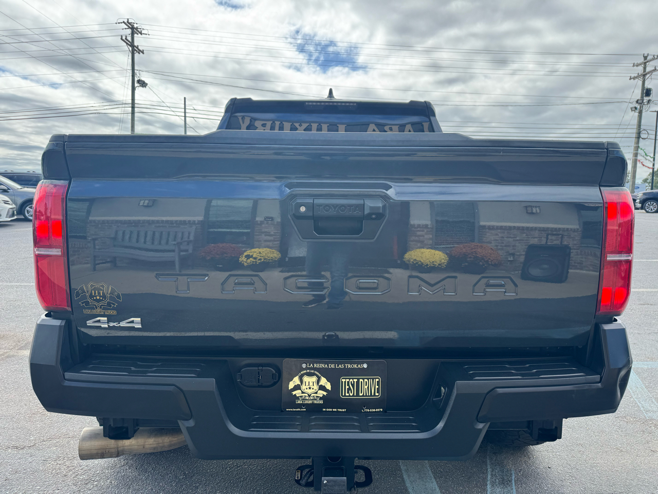 Toyota Tacoma SR Double Cab 4WD 2024 Toyota Tacoma SR Double Cab 4WD 2024