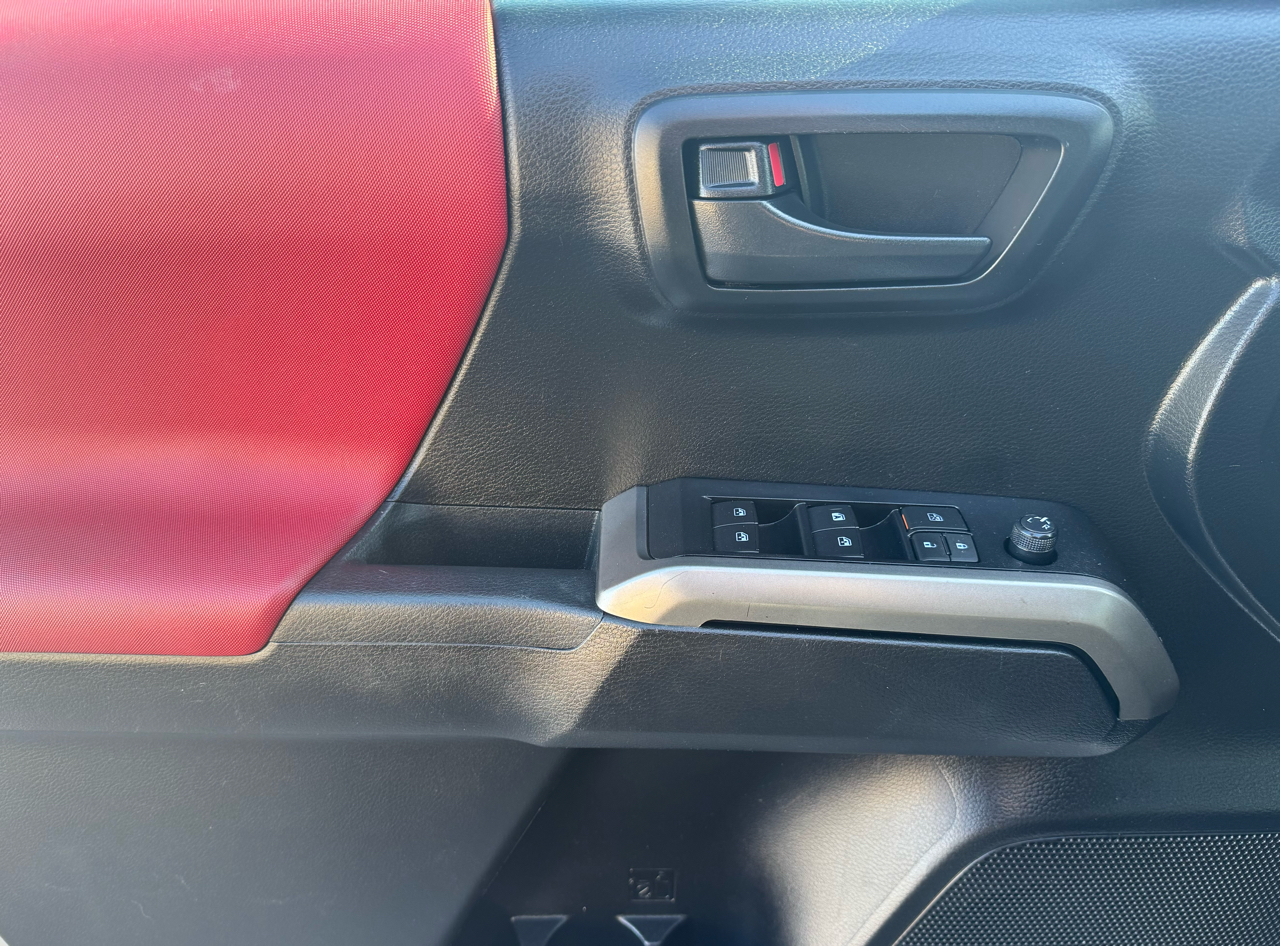 Toyota Tacoma SR5 Double Cab Long Bed V6 6AT 2WD 2022