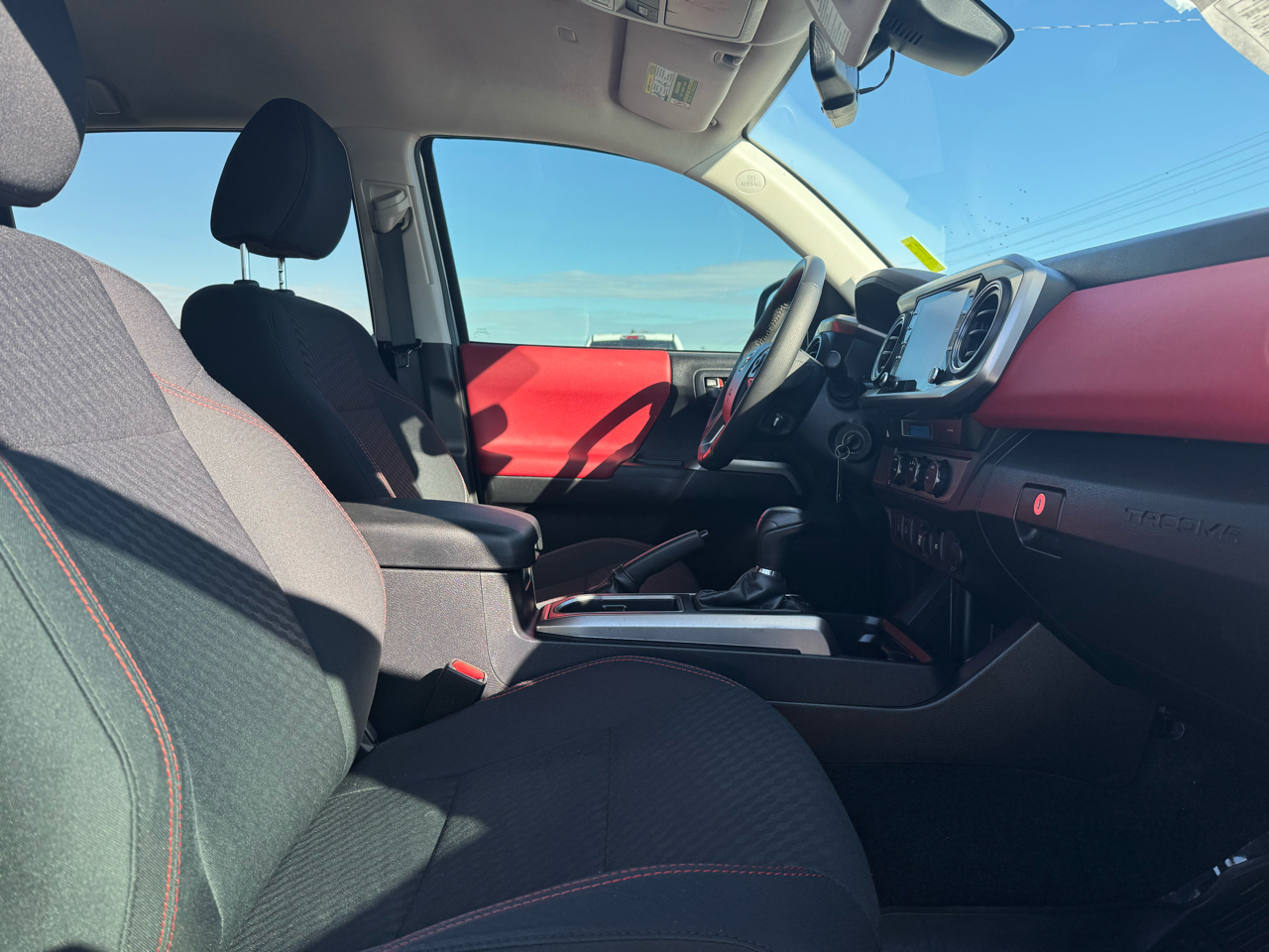 Toyota Tacoma SR5 Double Cab Long Bed V6 6AT 2WD 2022