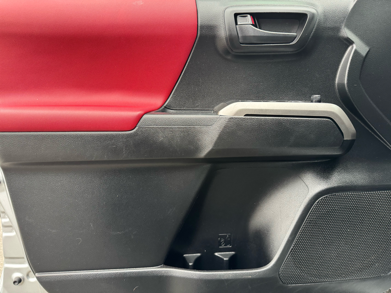 Toyota Tacoma SR5 Double Cab Long Bed V6 6AT 2WD 2022