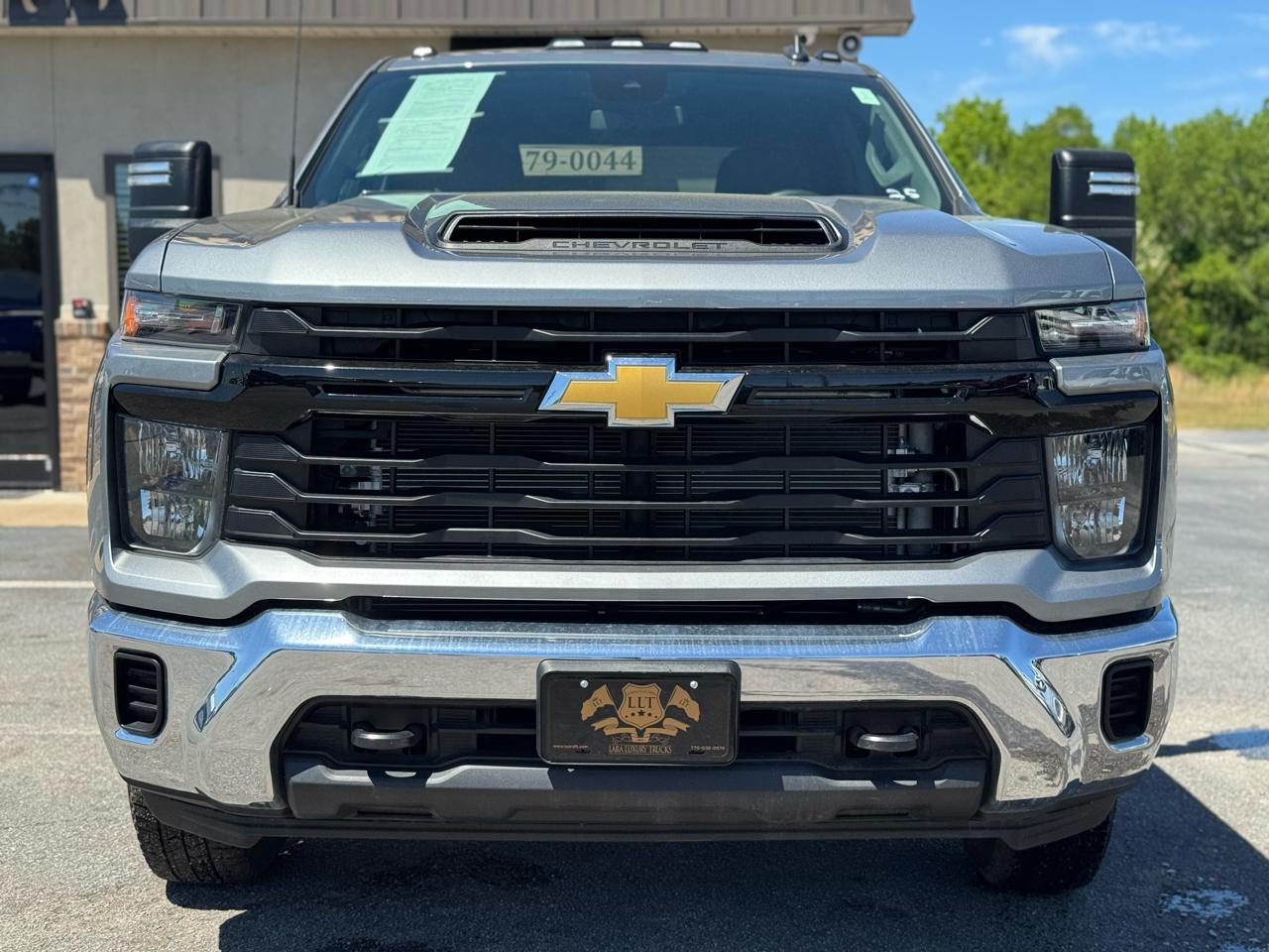 Chevrolet Silverado 3500HD Work Truck Crew Cab 4WD 2025