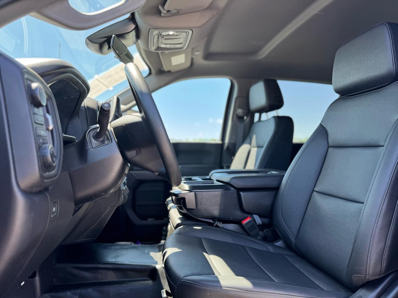 Chevrolet Silverado 3500HD Work Truck Crew Cab 4WD 2025