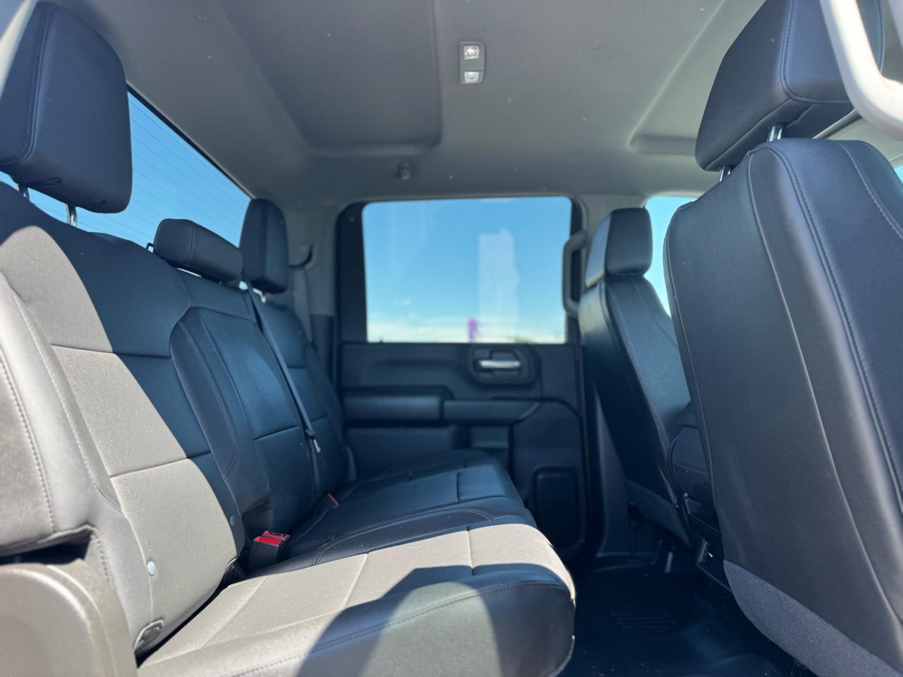 Chevrolet Silverado 3500HD Work Truck Crew Cab 4WD 2025