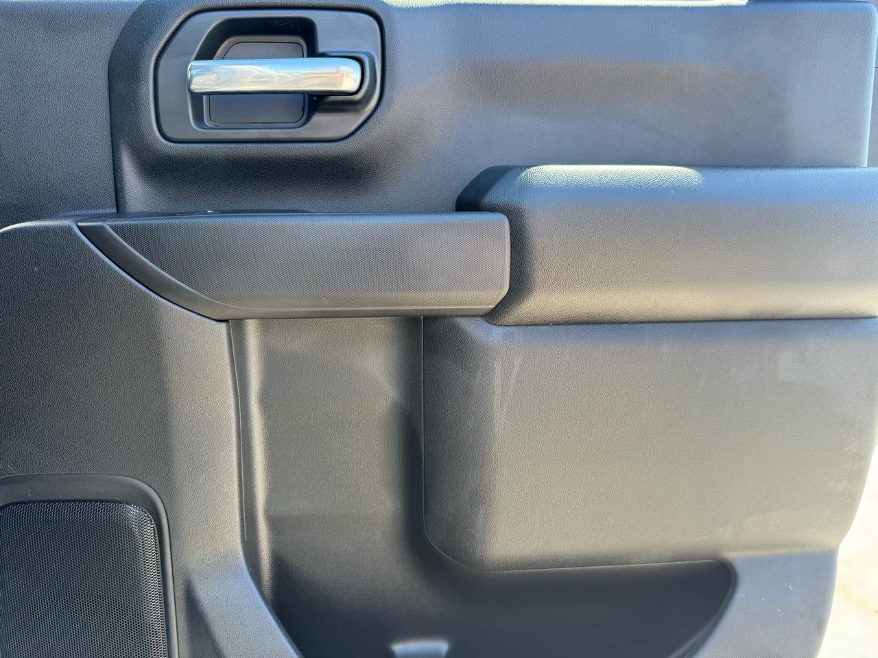 Chevrolet Silverado 3500HD Work Truck Crew Cab 4WD 2025