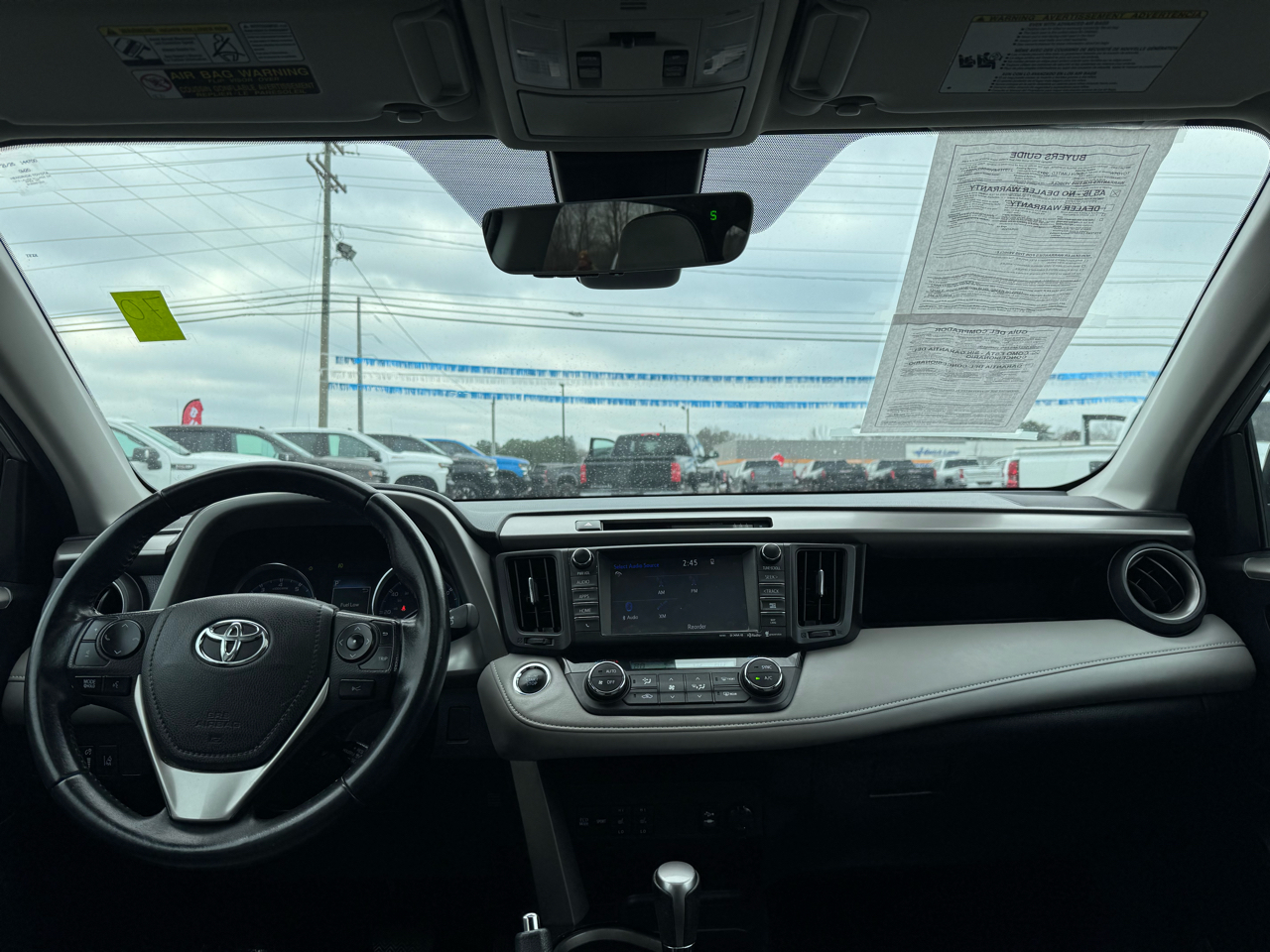 Toyota RAV4 Limited FWD 2017