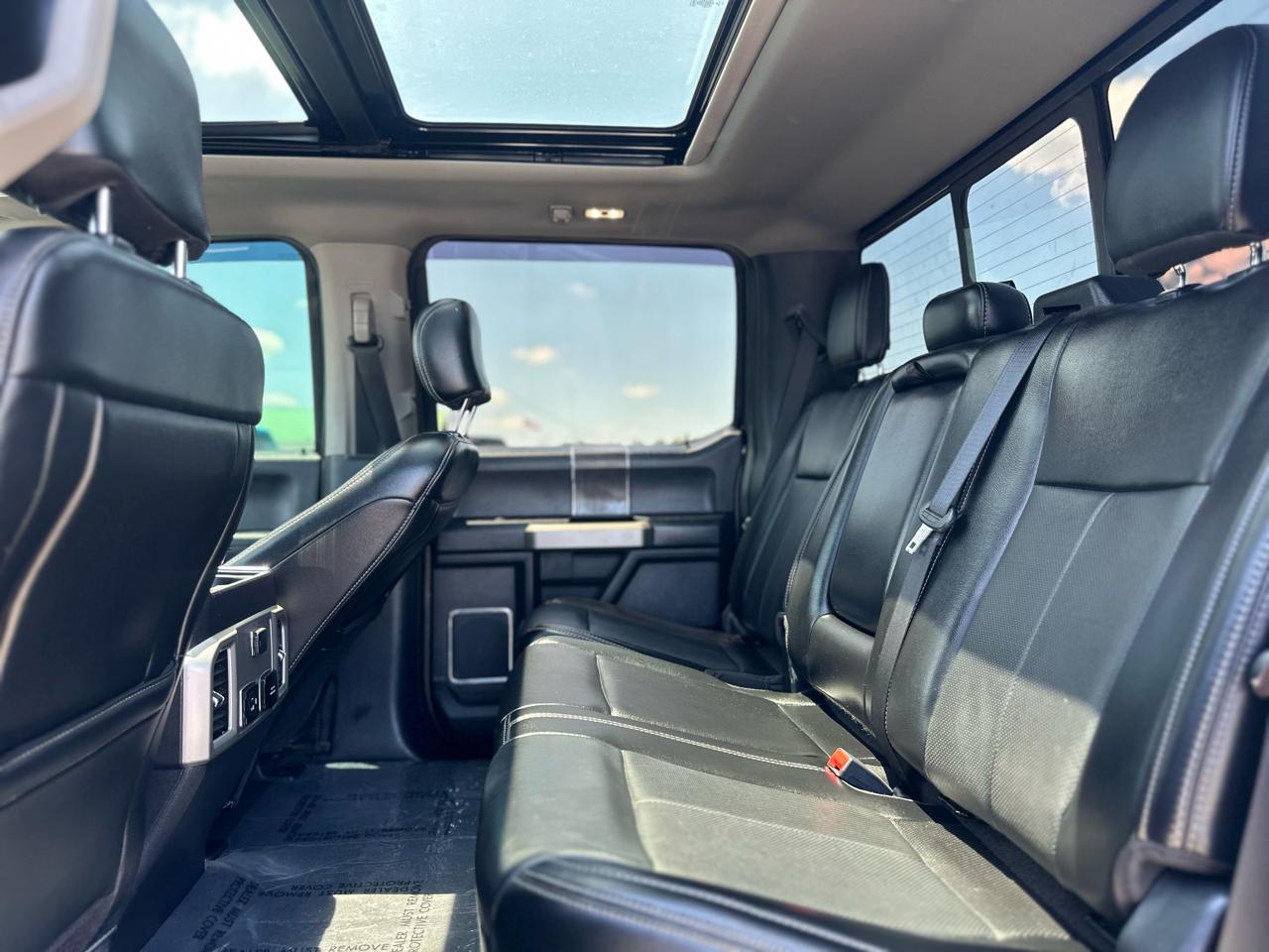 Ford F-250 SD Lariat Crew Cab 4WD 2020