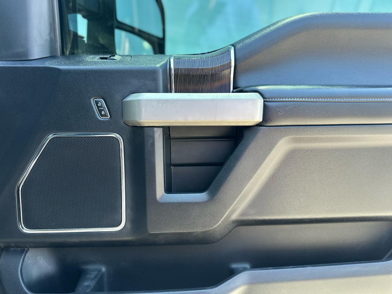 Ford F-250 SD Lariat Crew Cab 4WD 2020