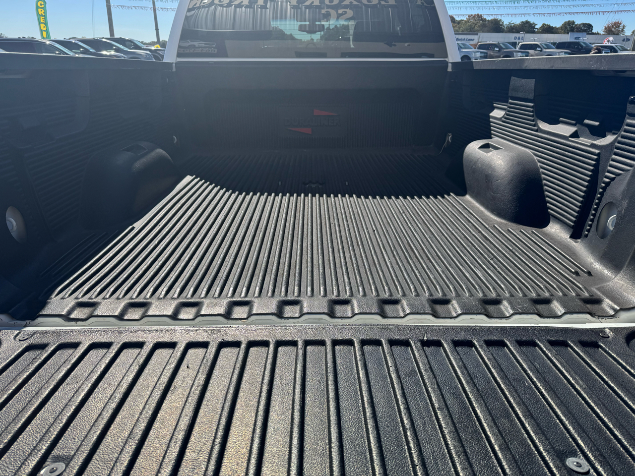GMC Sierra 2500HD SLT Crew Cab 4WD 2018 GMC Sierra 2500HD SLT Crew Cab 4WD 2018