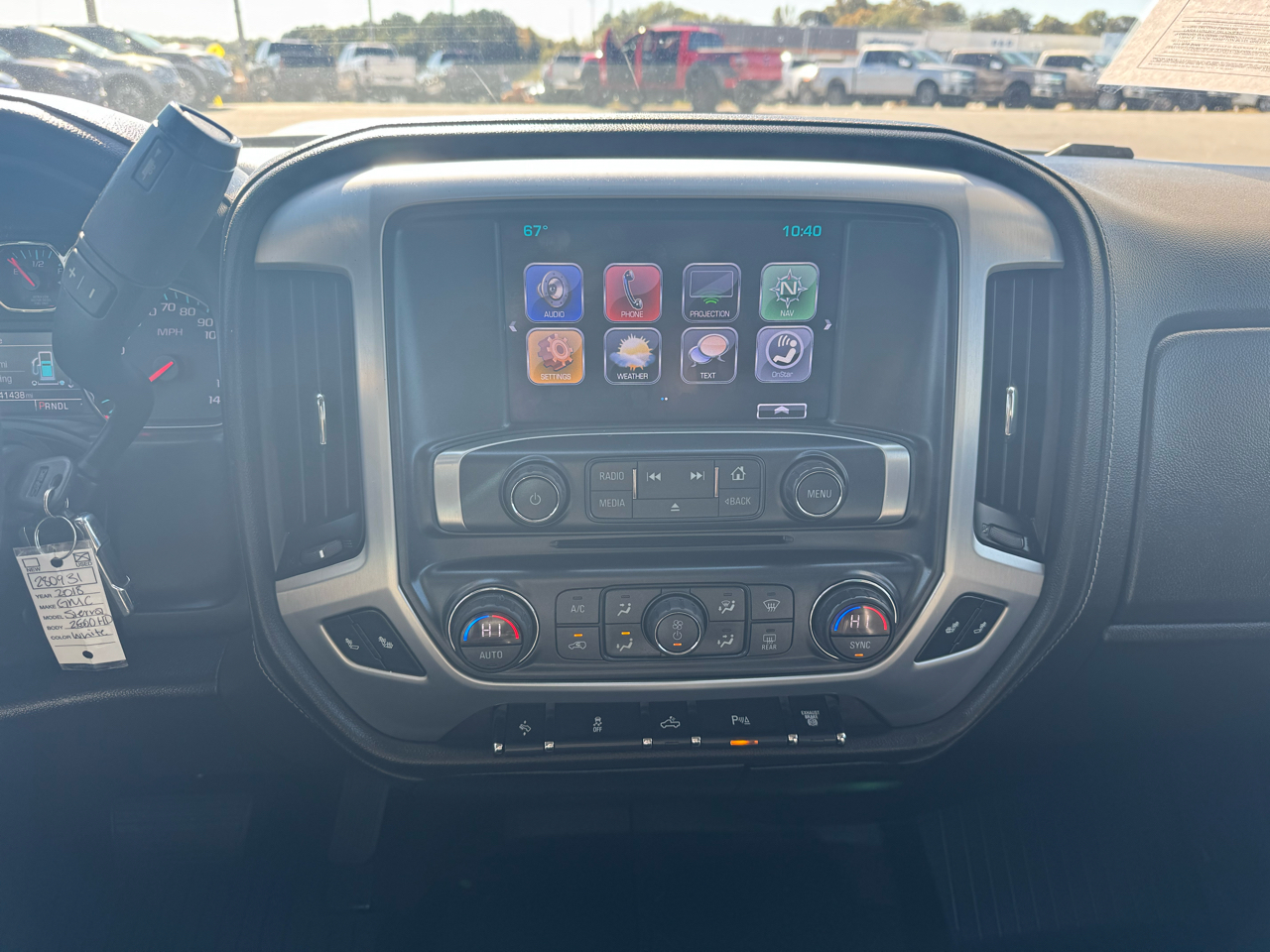 GMC Sierra 2500HD SLT Crew Cab 4WD 2018 GMC Sierra 2500HD SLT Crew Cab 4WD 2018