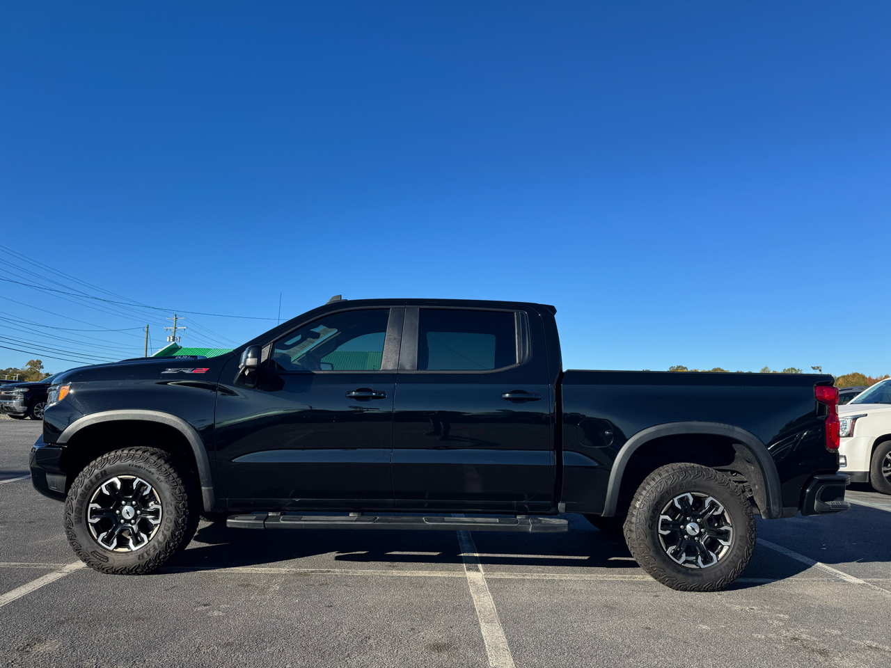 Chevrolet Silverado 1500 ZR2 Crew Cab 4WD 2023 Chevrolet Silverado 1500 ZR2 Crew Cab 4WD 2023