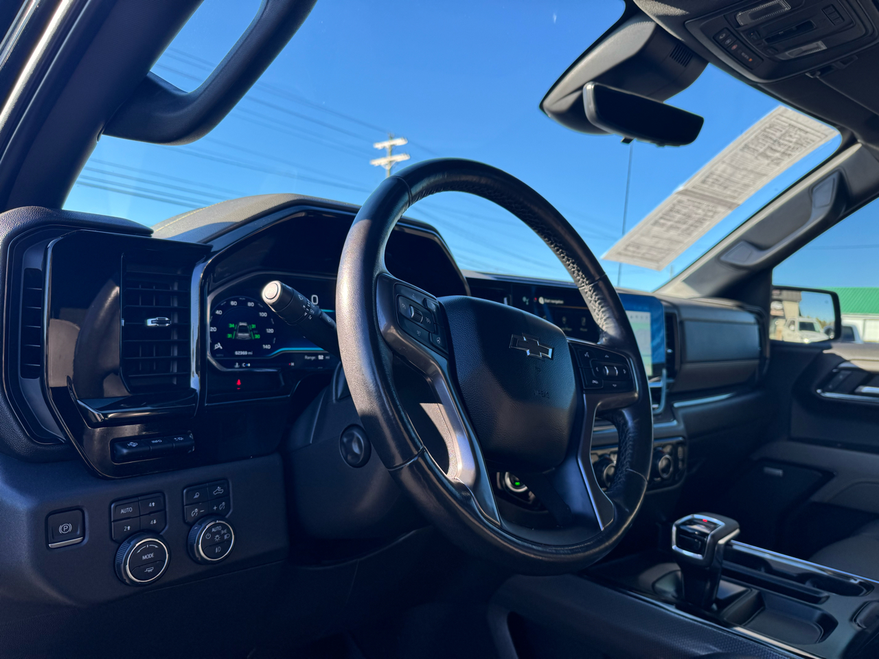 Chevrolet Silverado 1500 ZR2 Crew Cab 4WD 2023 Chevrolet Silverado 1500 ZR2 Crew Cab 4WD 2023