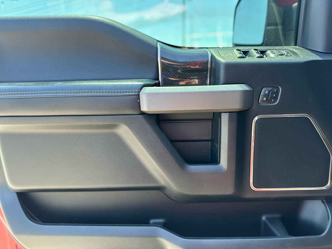 Ford F-150 4WD SuperCrew 145" SVT Raptor 2020