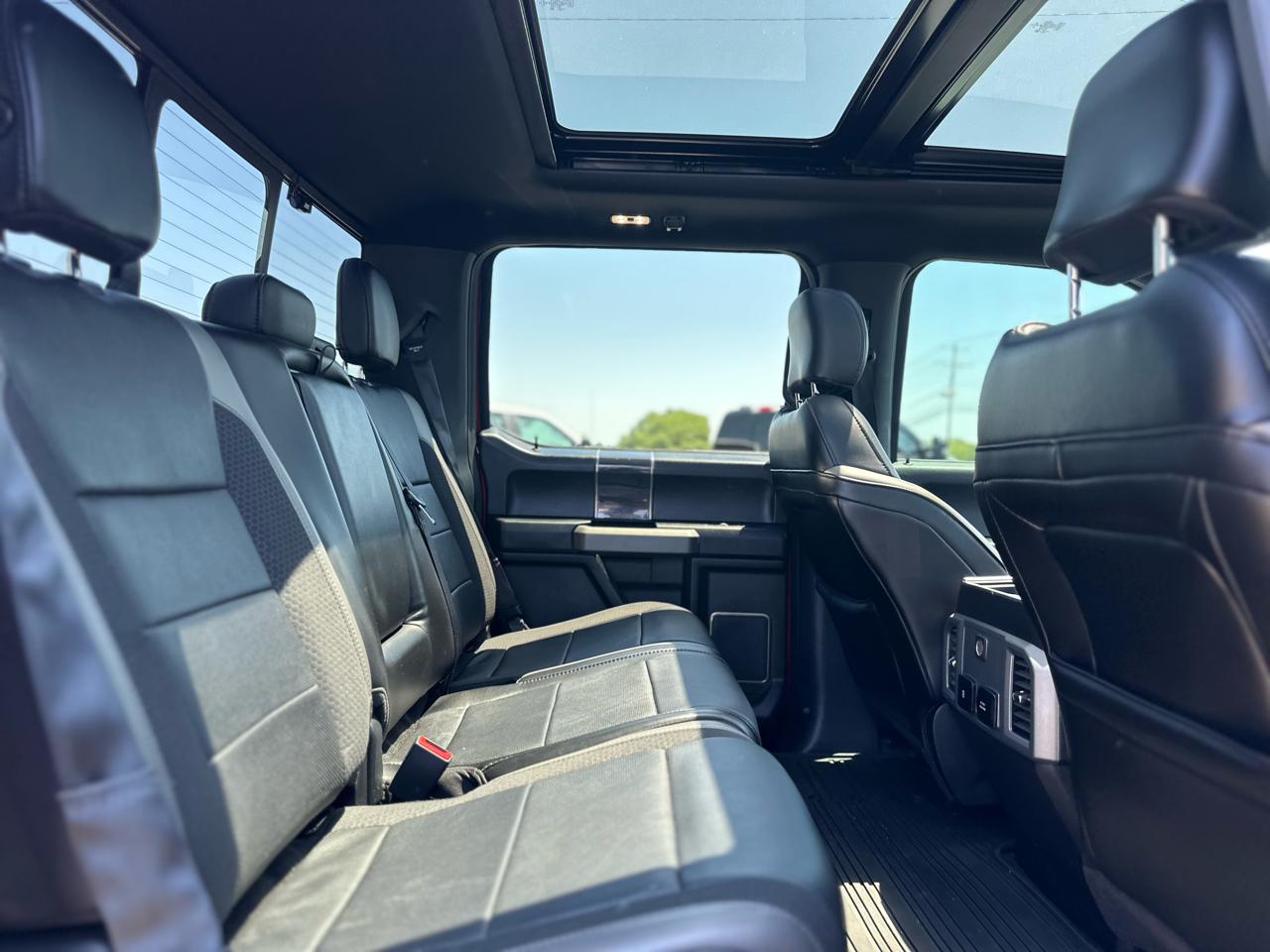 Ford F-150 4WD SuperCrew 145" SVT Raptor 2020
