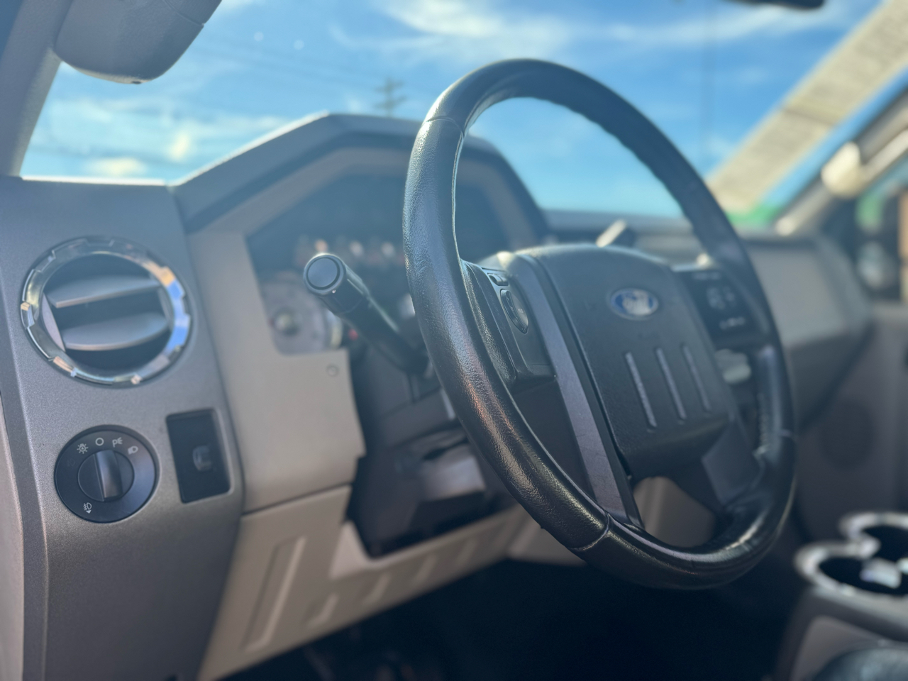 Ford F-250 SD XLT Crew Cab Long Bed 4WD 2009