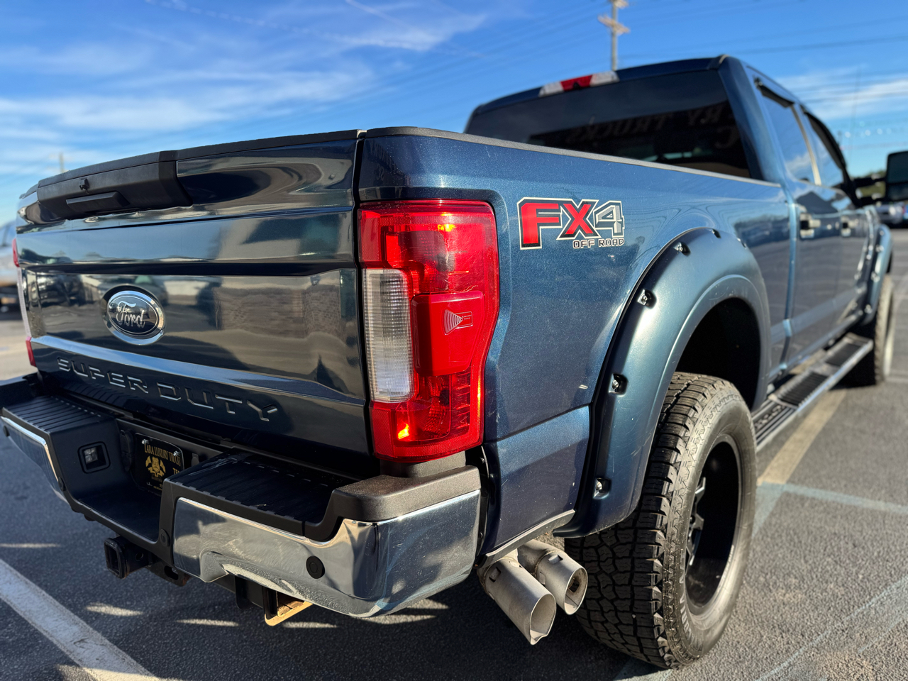 Ford F-250 Crew Cab 4dr 152.2" WB 4WD 2017