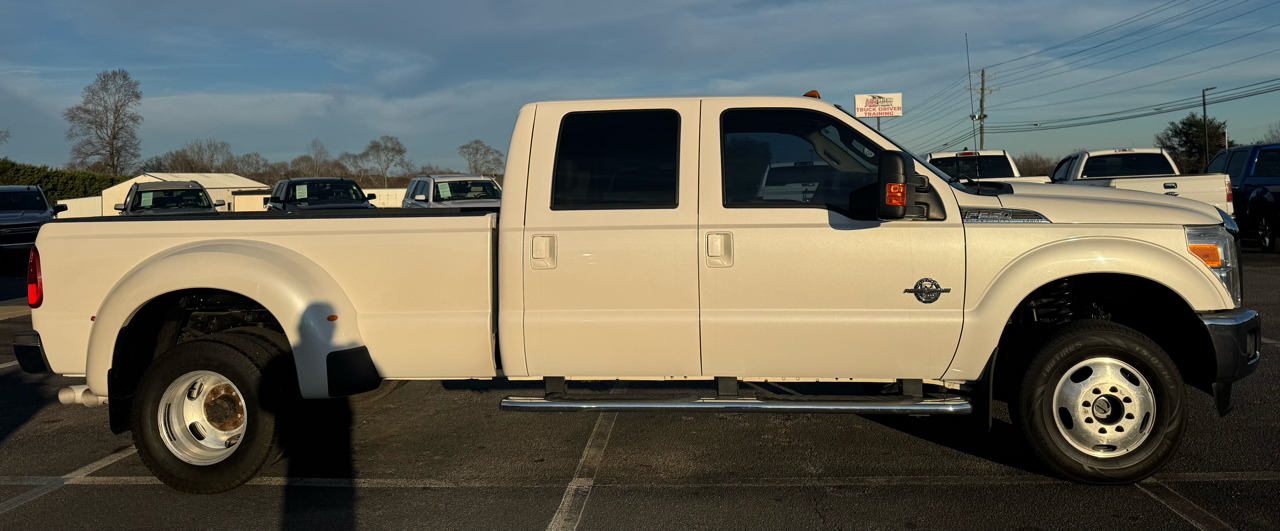 Ford F-350 SD XLT Crew Cab Long Bed DRW 4WD 2015