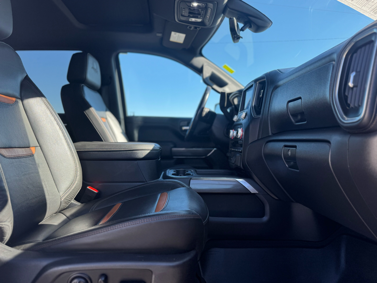 GMC Sierra 1500 AT4 Crew Cab Short Box 4WD 2020