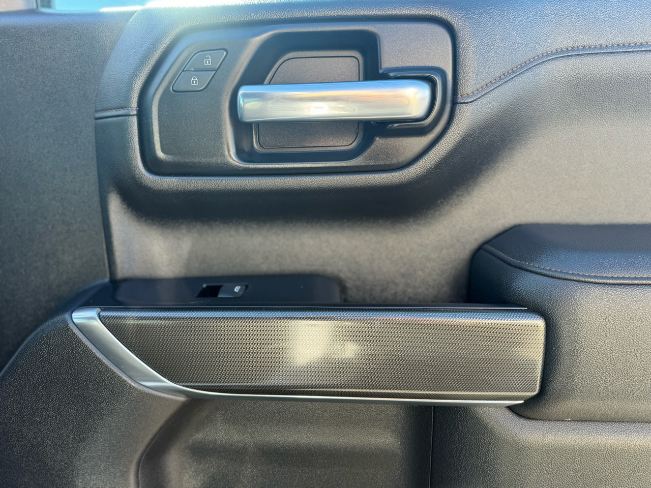 GMC Sierra 1500 AT4 Crew Cab Short Box 4WD 2020