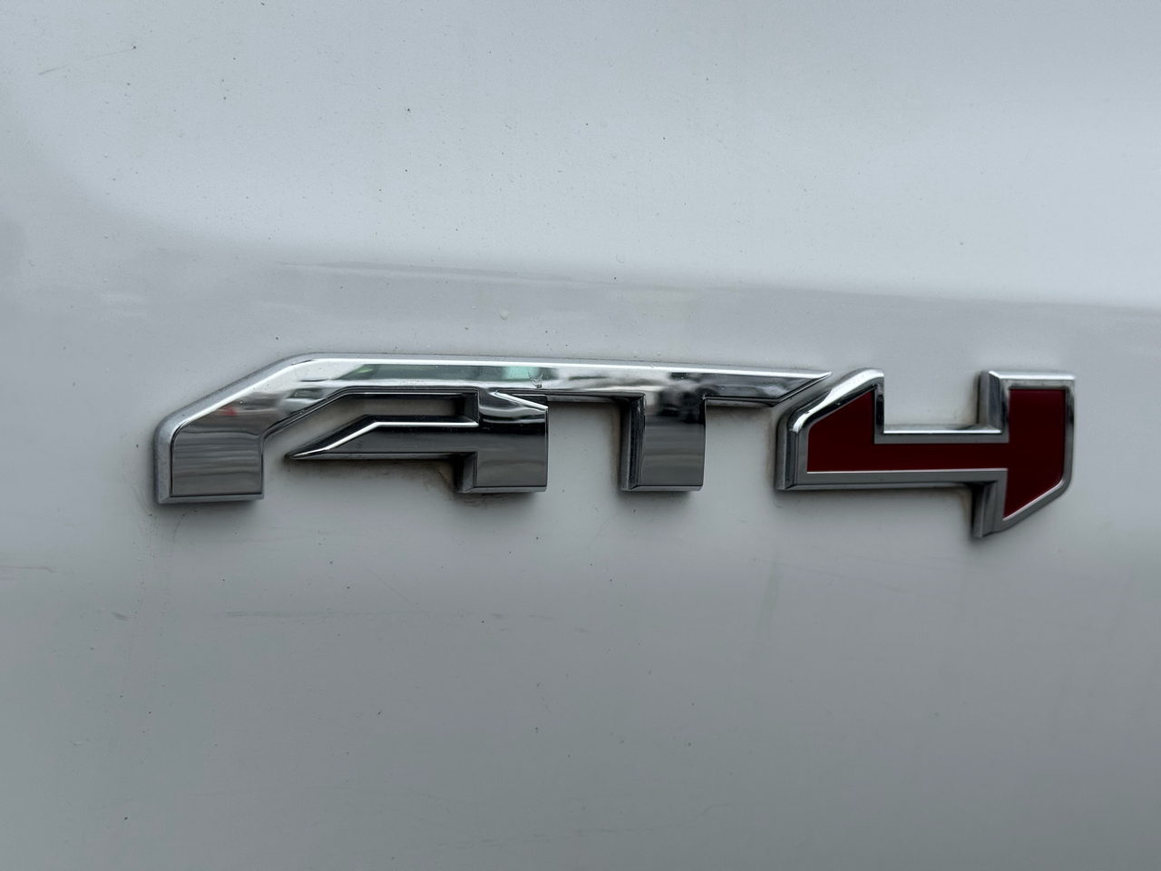 GMC Sierra 1500 AT4 Crew Cab Short Box 4WD 2020