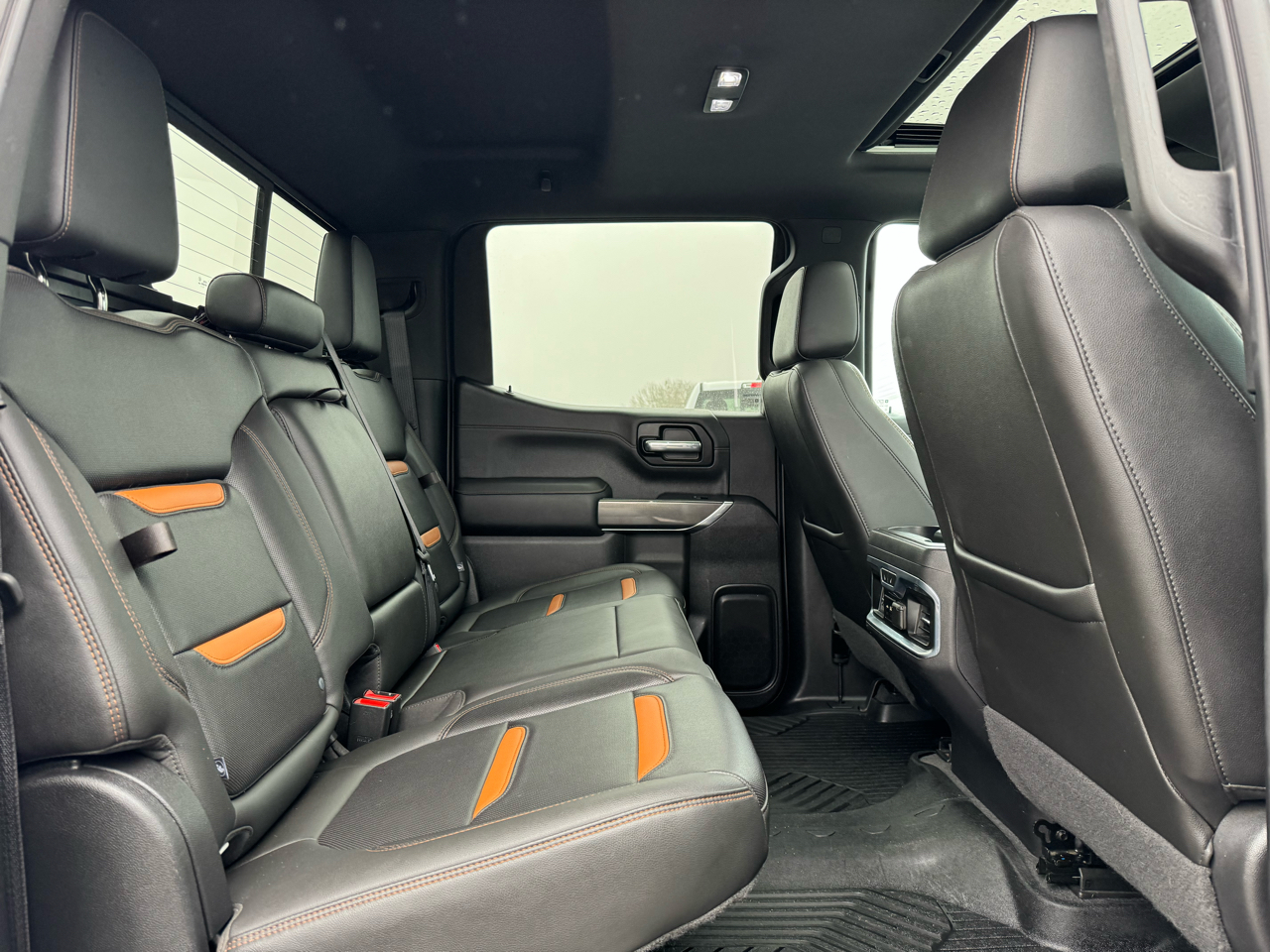 GMC Sierra 1500 AT4 Crew Cab Short Box 4WD 2020