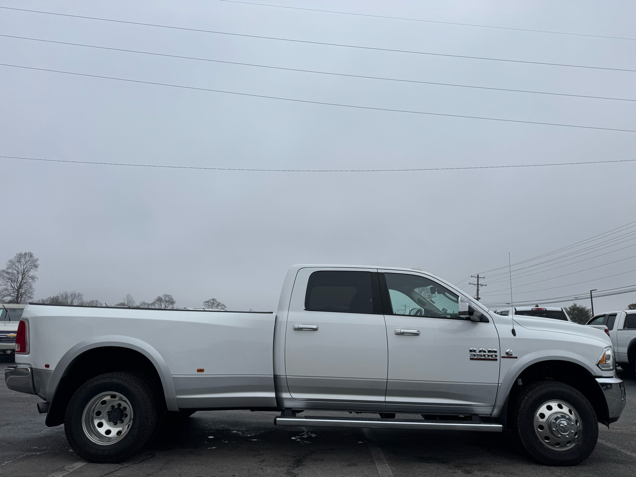 RAM 3500 Laramie Crew Cab LWB 4WD DRW 2015