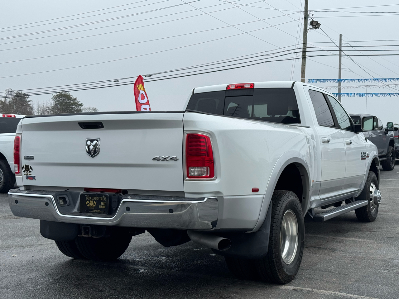RAM 3500 Laramie Crew Cab LWB 4WD DRW 2015