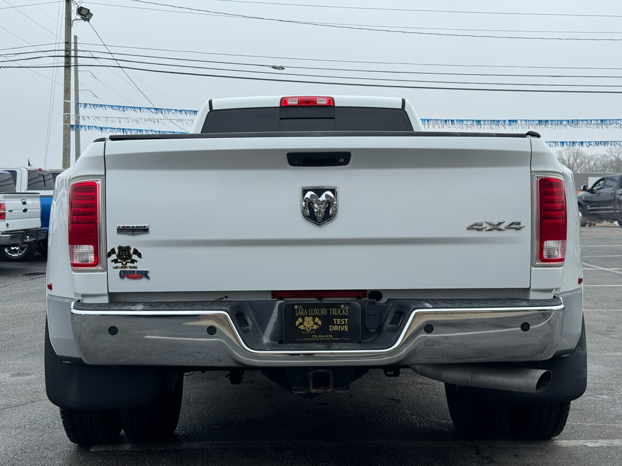 RAM 3500 Laramie Crew Cab LWB 4WD DRW 2015