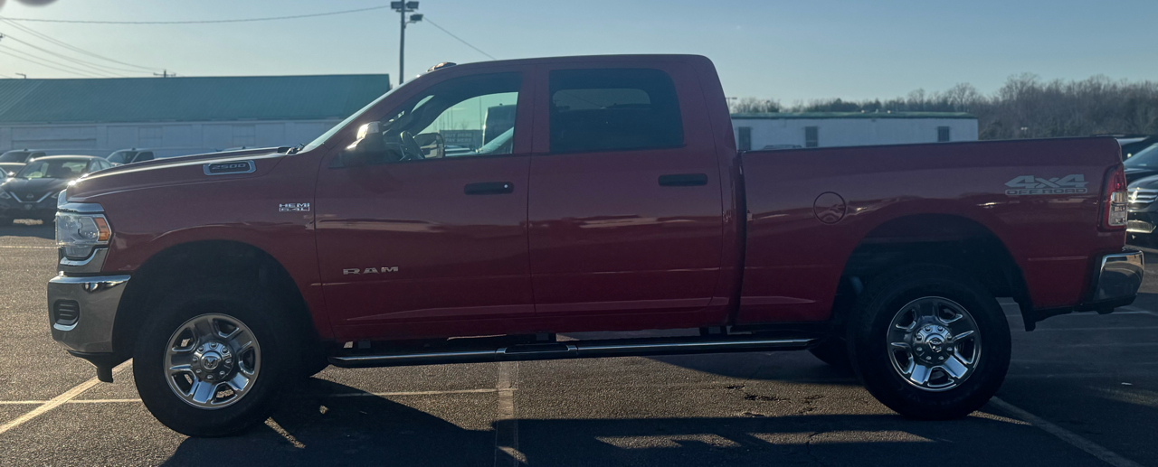 RAM 2500 Tradesman Crew Cab SWB 4WD 2021