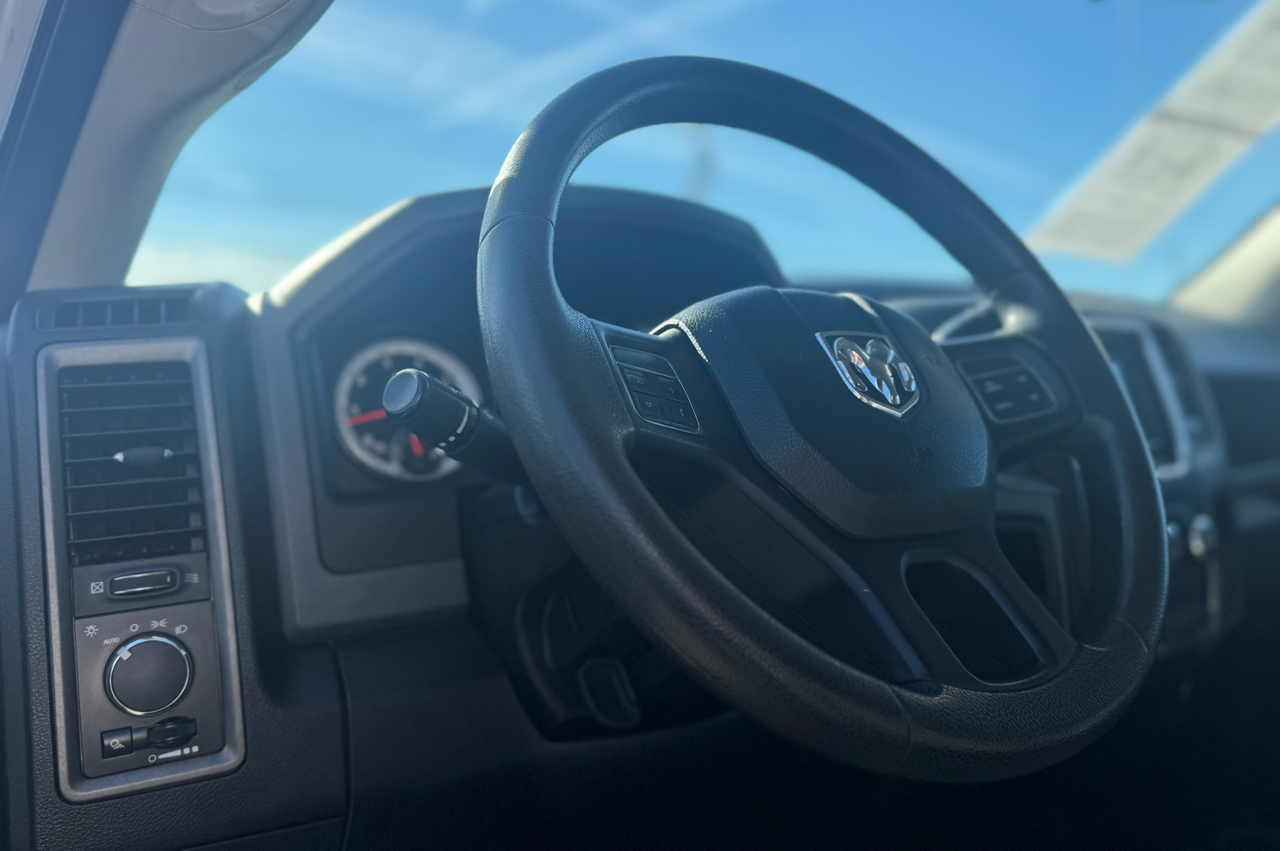 RAM 2500 ST Crew Cab LWB 4WD 2015