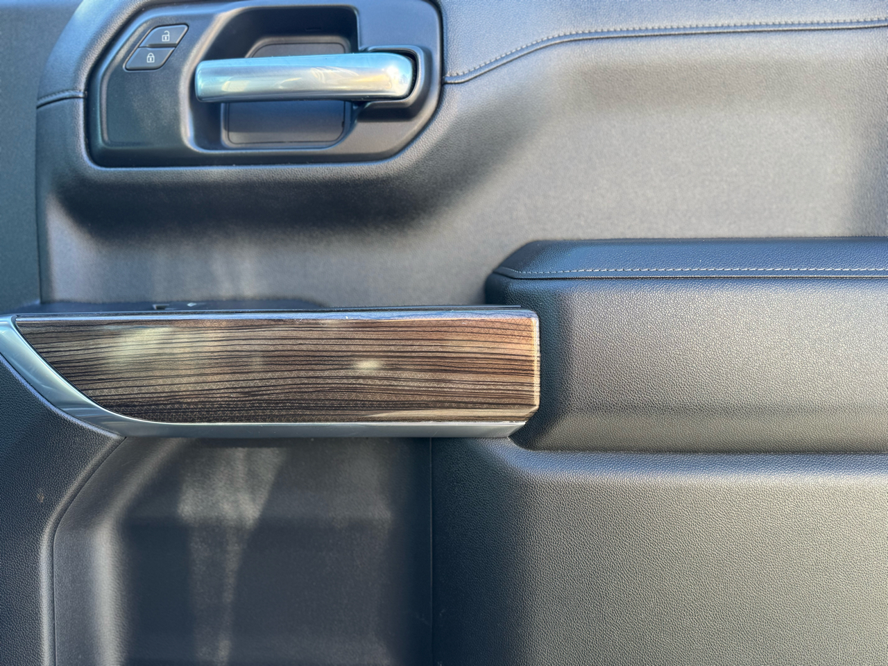 Chevrolet Silverado 1500 1LT Crew Cab 4WD 2020