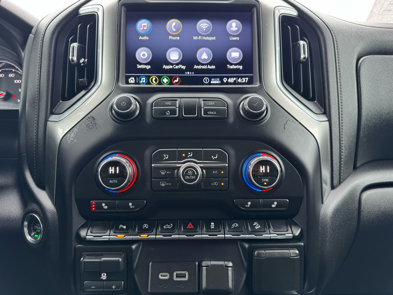 Chevrolet Silverado 1500 1LT Crew Cab 4WD 2020