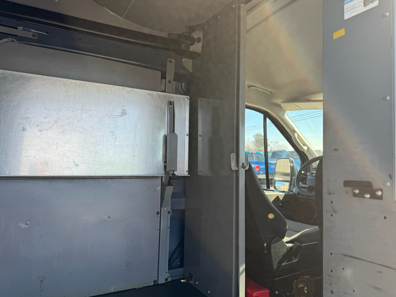 Ford Transit 250 Van High Roof w/Sliding Pass. 148-in. WB EL 2020