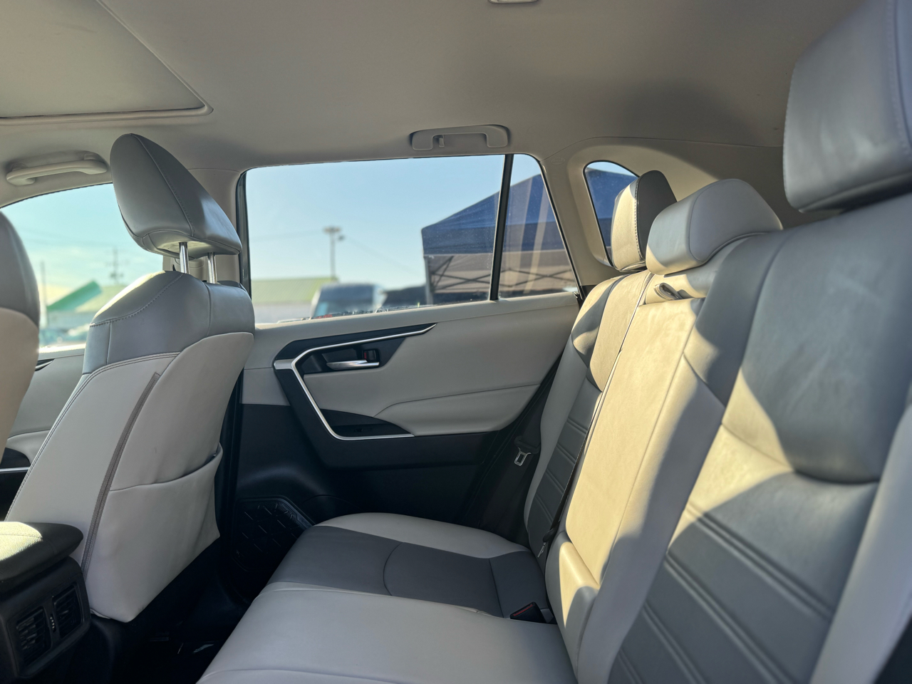 Toyota RAV4 XLE Premium 2020