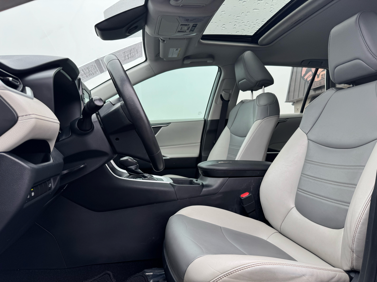 Toyota RAV4 XLE Premium 2020