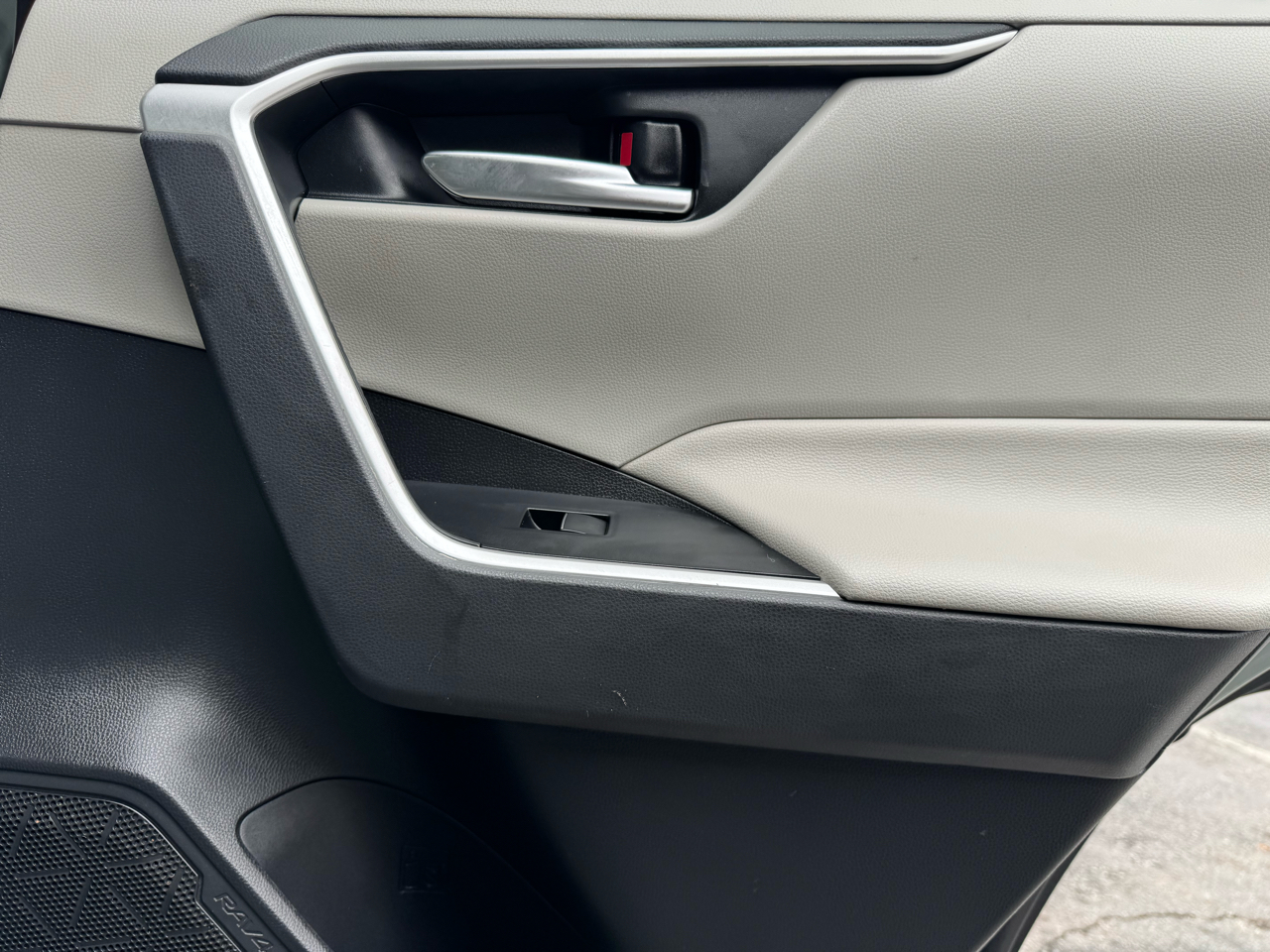 Toyota RAV4 XLE Premium 2020