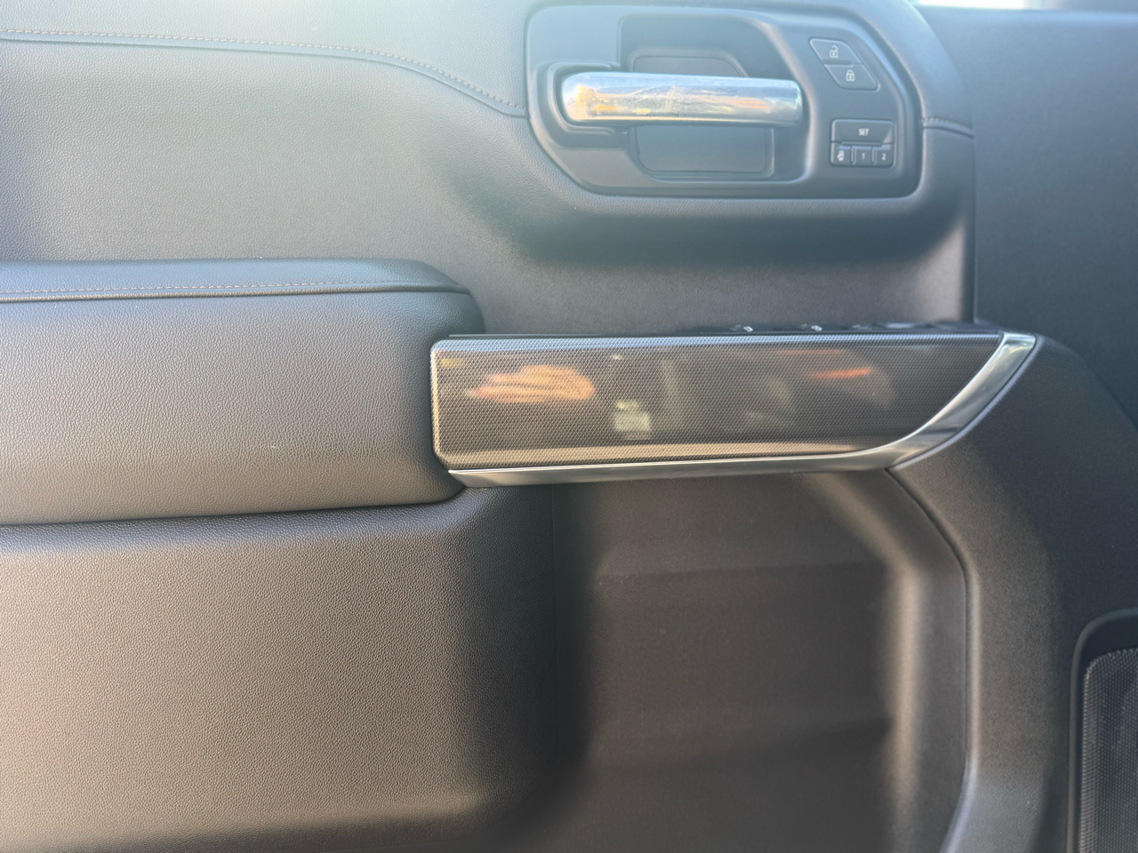 GMC Sierra 2500HD AT4 Crew Cab 4WD 2021