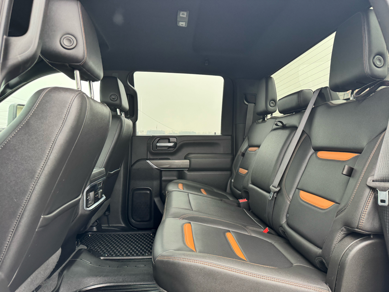 GMC Sierra 2500HD AT4 Crew Cab 4WD 2021