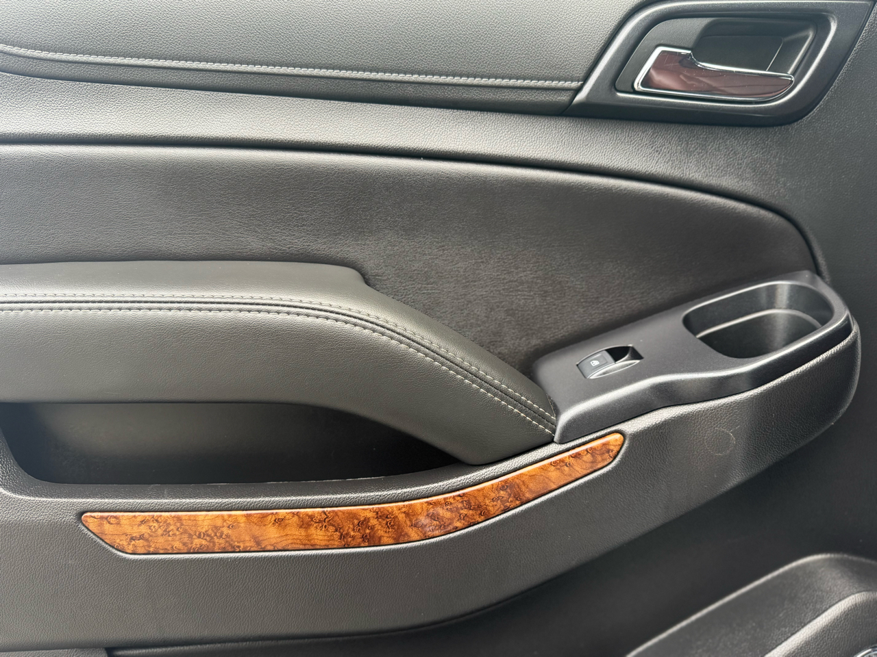 Chevrolet Suburban Premier 2WD 2020