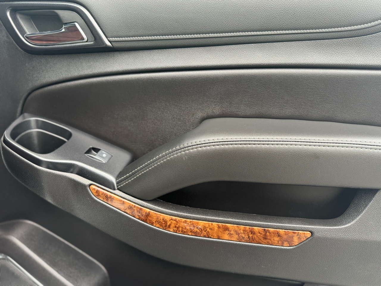 Chevrolet Suburban Premier 2WD 2020