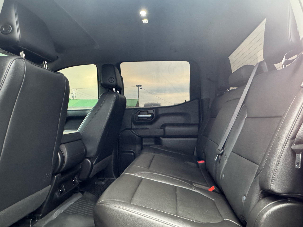 GMC Sierra 1500 Base Crew Cab Short Box 4WD 2021