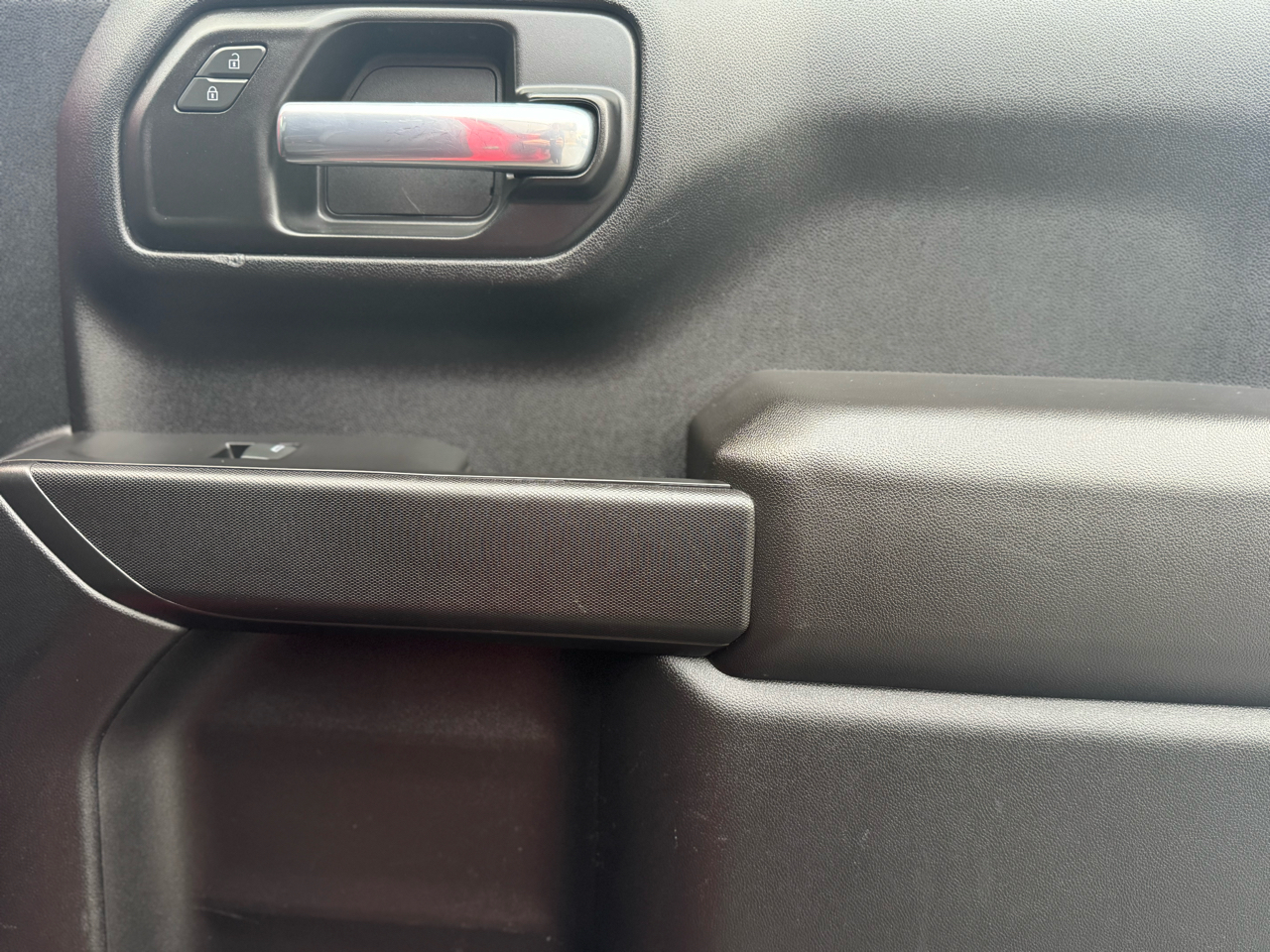 GMC Sierra 1500 Base Crew Cab Short Box 4WD 2021