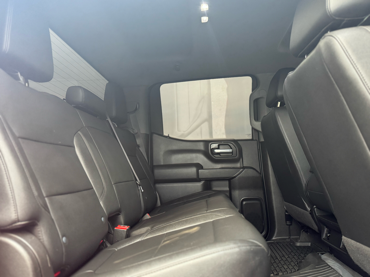 GMC Sierra 1500 Base Crew Cab Short Box 4WD 2021