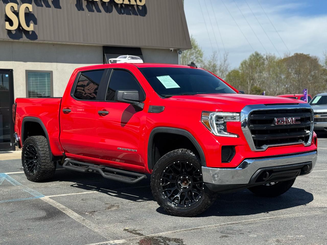 GMC Sierra 1500 Base Crew Cab Short Box 4WD 2021