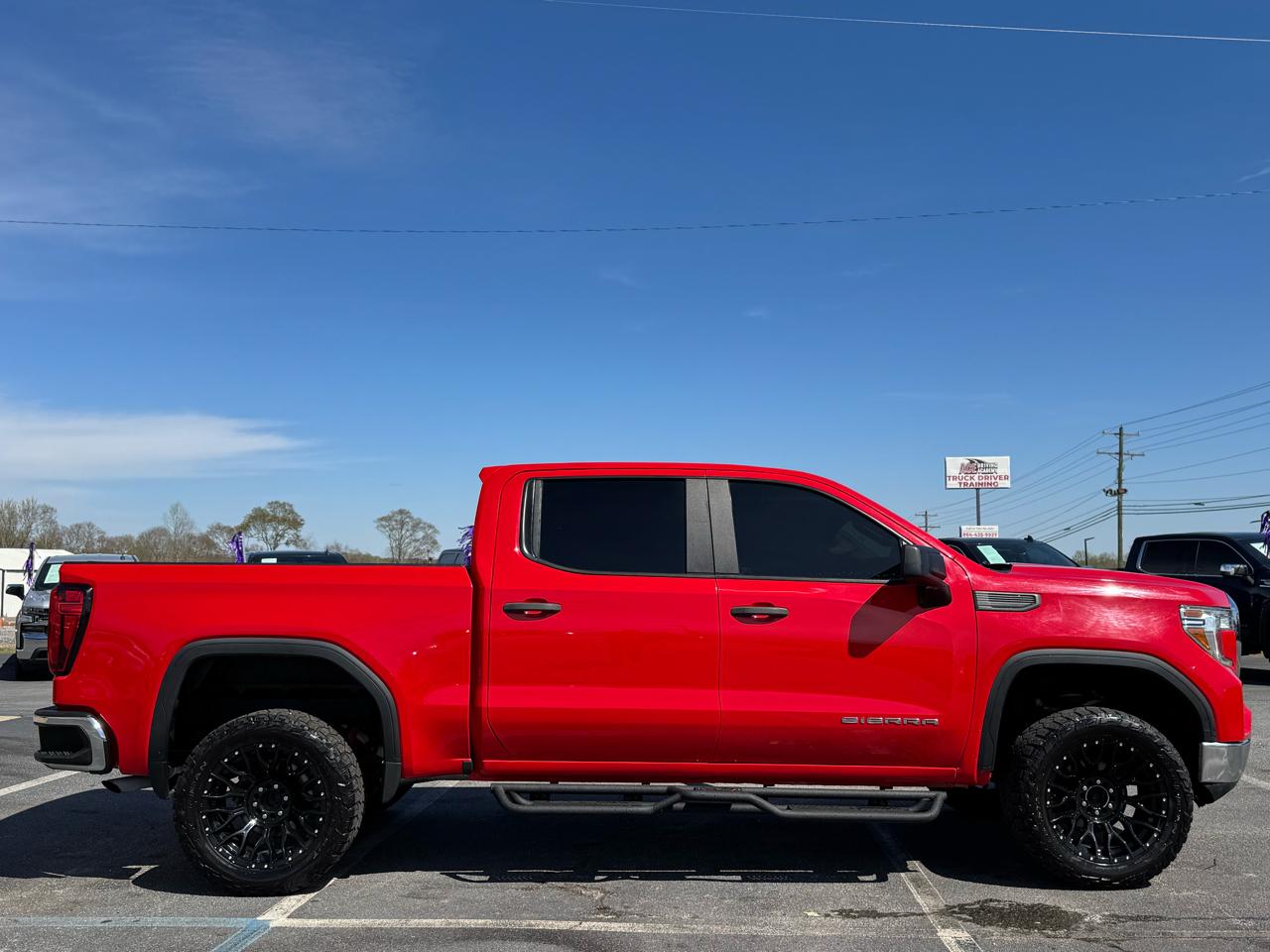 GMC Sierra 1500 Base Crew Cab Short Box 4WD 2021