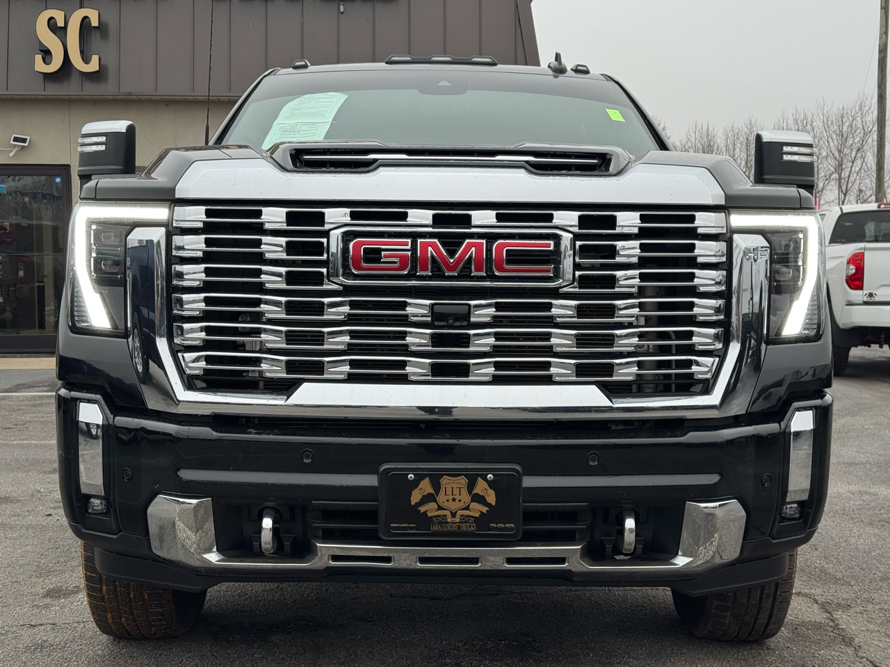 GMC Sierra 3500HD Denali Crew Cab 4WD 2024