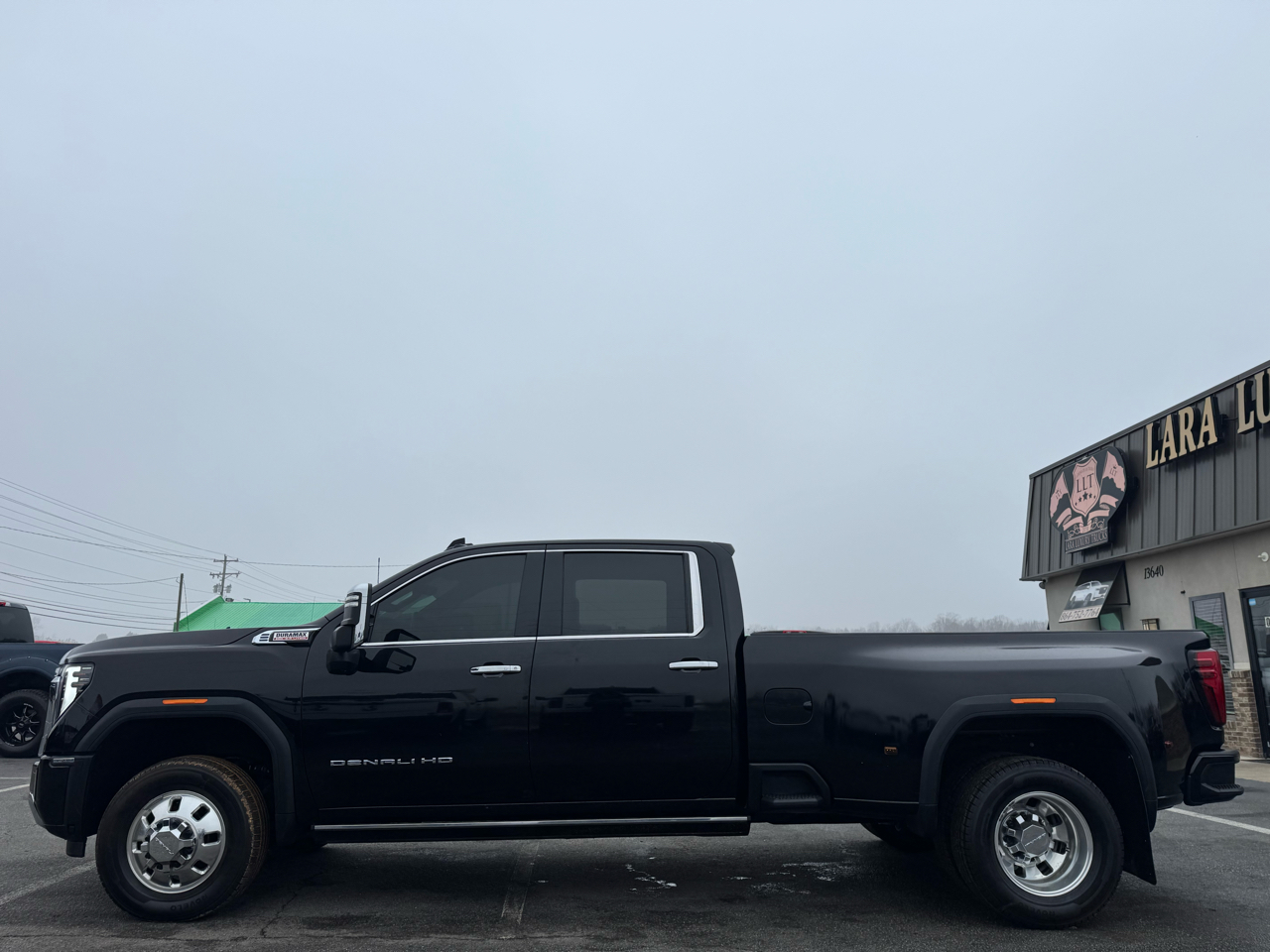 GMC Sierra 3500HD Denali Crew Cab 4WD 2024